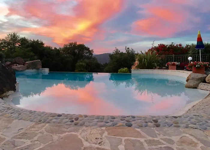 Un Petit Paradis En Provence