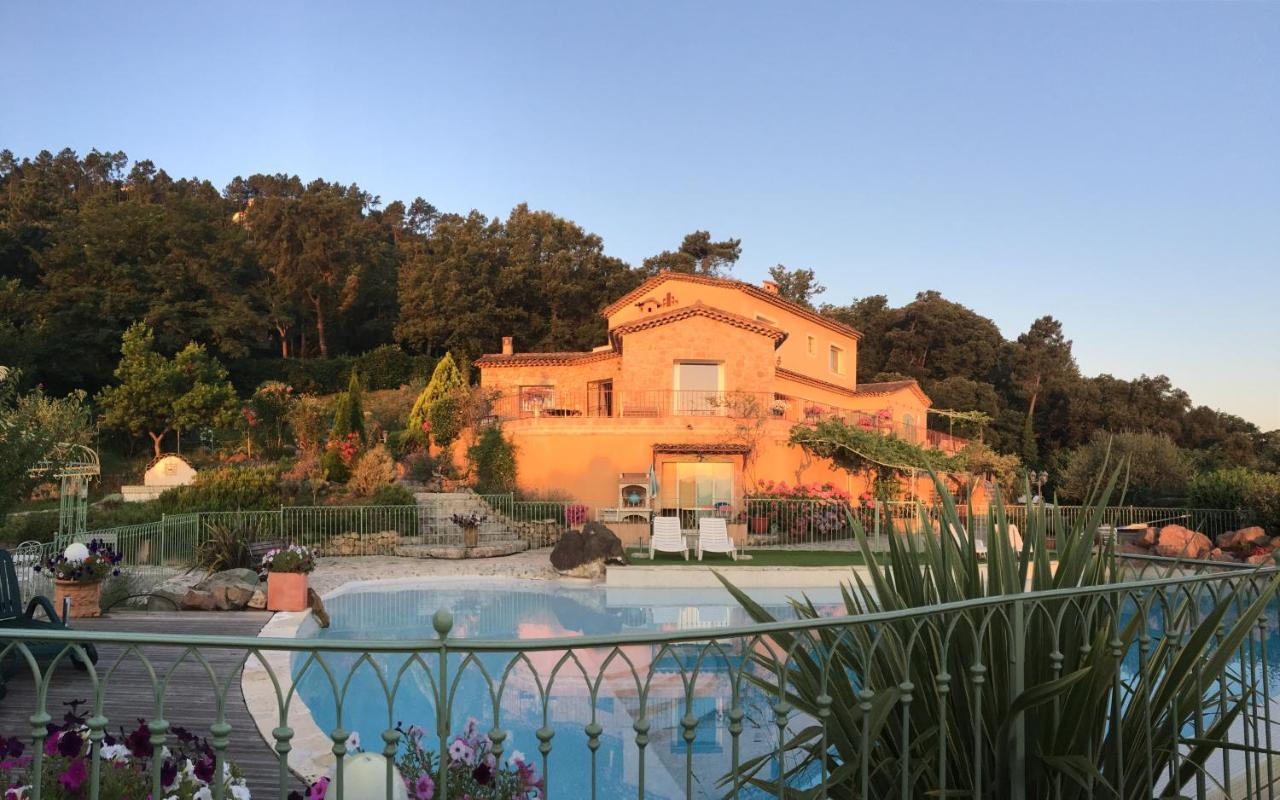 Un Petit Paradis En Provence Affittacamere *